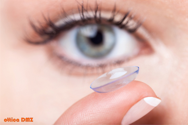 contact-lens-eye.jpg